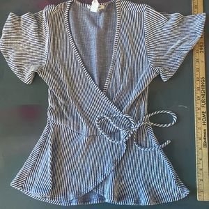 Womens medium Caution to the Wind V-Neck Striped Blouse